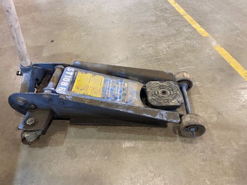 OTC Hydraulic 2-Ton Floor Jack